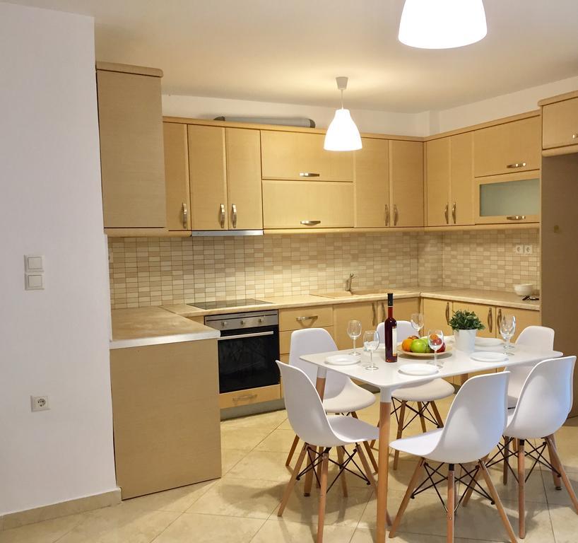 Sea And Sun Apartments Sarandë Habitación foto