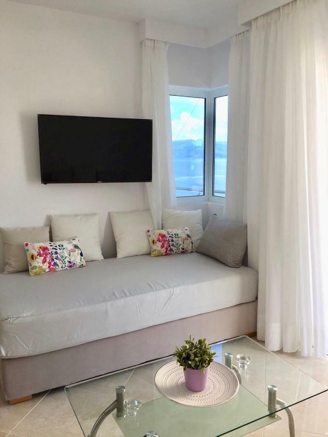 Sea And Sun Apartments Sarandë Exterior foto